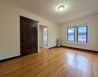 3312 W Schubert Avenue - Photo Thumbnail 1