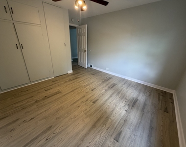 9916 Irving Park Road - Photo Thumbnail 5