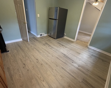 9916 Irving Park Road - Photo Thumbnail 11