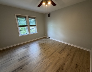 9916 Irving Park Road - Photo Thumbnail 6