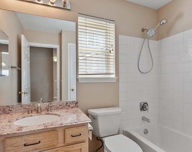 2607 Flagstone Circle - Photo Thumbnail 19