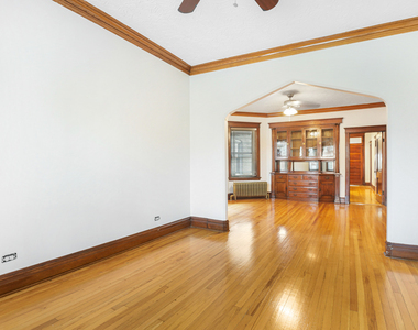 3112 N Davlin Court - Photo Thumbnail 6