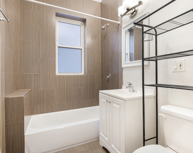 3112 N Davlin Court - Photo Thumbnail 11