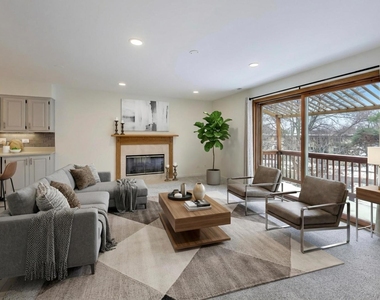 1209 E Davis Street E - Photo Thumbnail 2