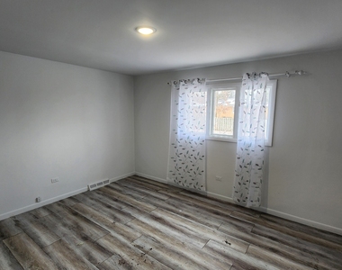 638 Calhoun Avenue - Photo Thumbnail 12