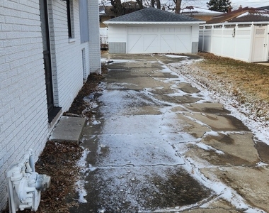 638 Calhoun Avenue - Photo Thumbnail 25