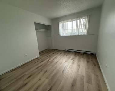 11621 Roberts Street - Photo Thumbnail 11