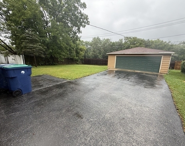 3706 211th Place - Photo Thumbnail 11