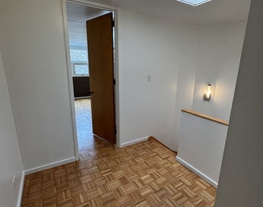 5140 S Dorchester Avenue - Photo Thumbnail 15