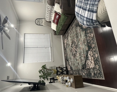 481 Silver Charm Drive - Photo Thumbnail 5