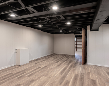 711 N 3rd Avenue - Photo Thumbnail 16