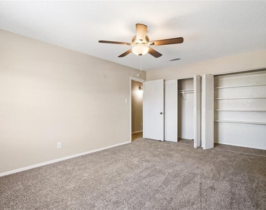 286 Westview Terrace - Photo Thumbnail 8