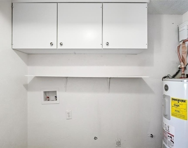286 Westview Terrace - Photo Thumbnail 5