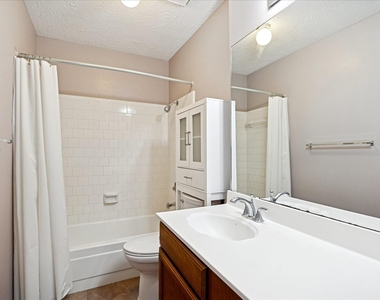 7515 Gold Dust Lane - Photo Thumbnail 12