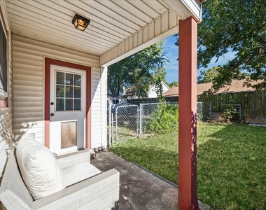 7515 Gold Dust Lane - Photo Thumbnail 19