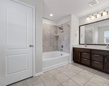 25319 Whitehaven Gate Street - Photo Thumbnail 15