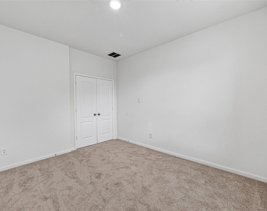 25319 Whitehaven Gate Street - Photo Thumbnail 18