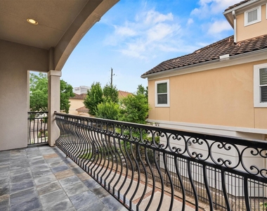 5507 Val Verde Street - Photo Thumbnail 11