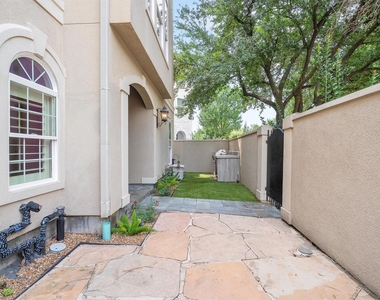 5507 Val Verde Street - Photo Thumbnail 3