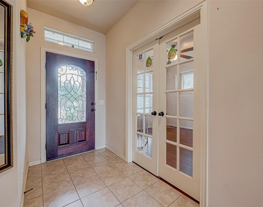 5626 Jay Thrush Drive - Photo Thumbnail 7