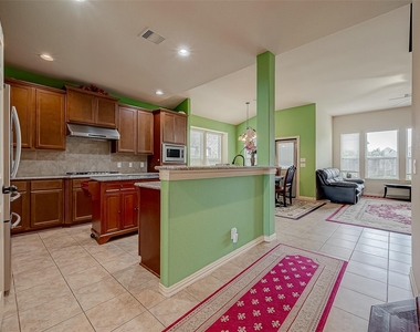5626 Jay Thrush Drive - Photo Thumbnail 9