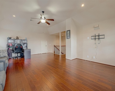 5626 Jay Thrush Drive - Photo Thumbnail 33
