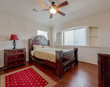 5626 Jay Thrush Drive - Photo Thumbnail 35