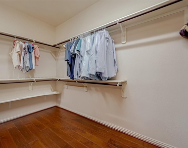 5626 Jay Thrush Drive - Photo Thumbnail 31