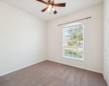 205 Brookwood Park Lane - Photo Thumbnail 3