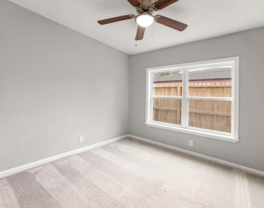 7630 Lady Street - Photo Thumbnail 13