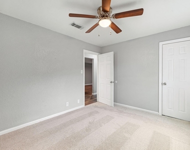 7630 Lady Street - Photo Thumbnail 10