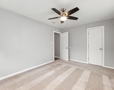 7630 Lady Street - Photo Thumbnail 14