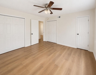 9350 Livernois Road - Photo Thumbnail 13