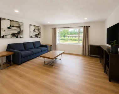 9350 Livernois Road - Photo Thumbnail 2