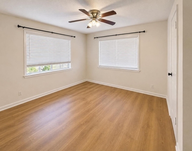 9350 Livernois Road - Photo Thumbnail 11