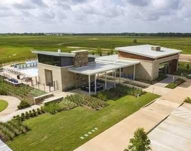 31327 Sellers Terrace Drive - Photo Thumbnail 31