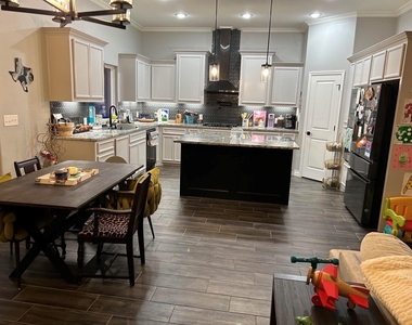 7814 Krypton Drive - Photo Thumbnail 1