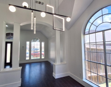 17122 Canterbury Green Court - Photo Thumbnail 1