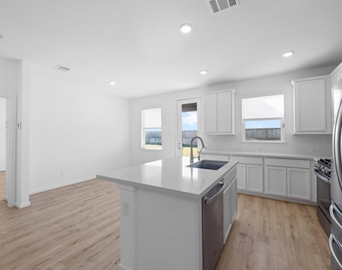 7211 Greenbriar Bend Court - Photo Thumbnail 13