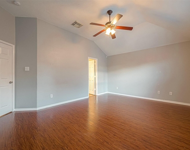 3214 Northgate Court - Photo Thumbnail 12