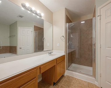 3214 Northgate Court - Photo Thumbnail 14