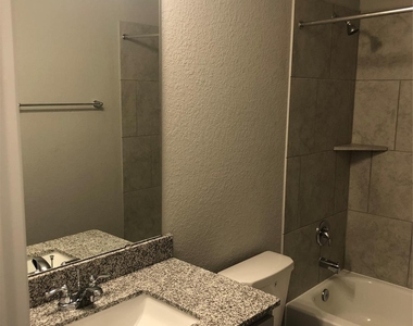 31315 Conover Drive - Photo Thumbnail 8