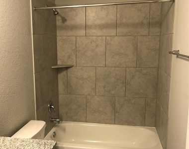 31315 Conover Drive - Photo Thumbnail 7