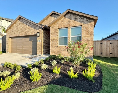 21823 White Stone Creek Dr - Photo Thumbnail 1