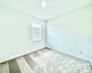 21823 White Stone Creek Dr - Photo Thumbnail 15
