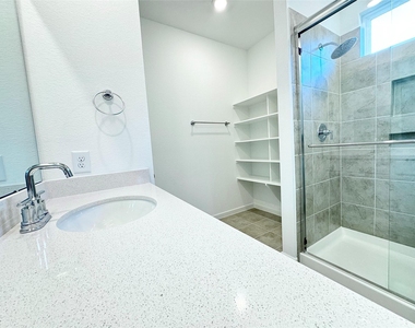 21823 White Stone Creek Dr - Photo Thumbnail 22