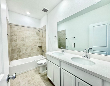 21823 White Stone Creek Dr - Photo Thumbnail 13