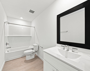 618 Amber Falls Drive - Photo Thumbnail 15
