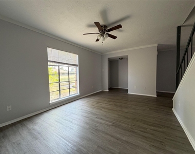 11545 Beechnut Street - Photo Thumbnail 9