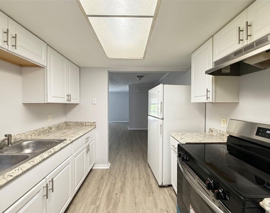 11545 Beechnut Street - Photo Thumbnail 3